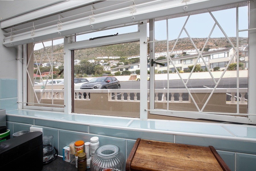 2 Bedroom Property for Sale in Fish Hoek Western Cape